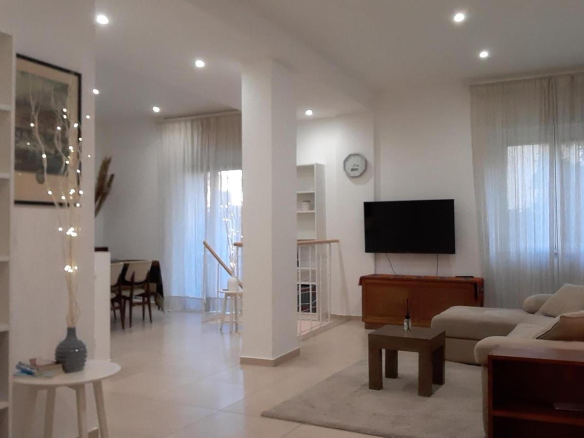 Casa Galante Ostia Centroアパートメント エクステリア 写真