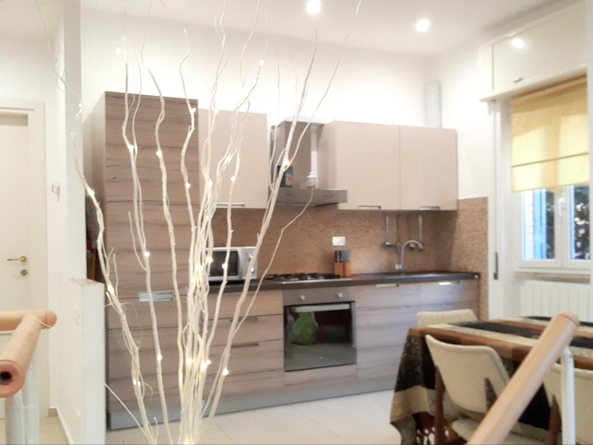 Casa Galante Ostia Centroアパートメント エクステリア 写真